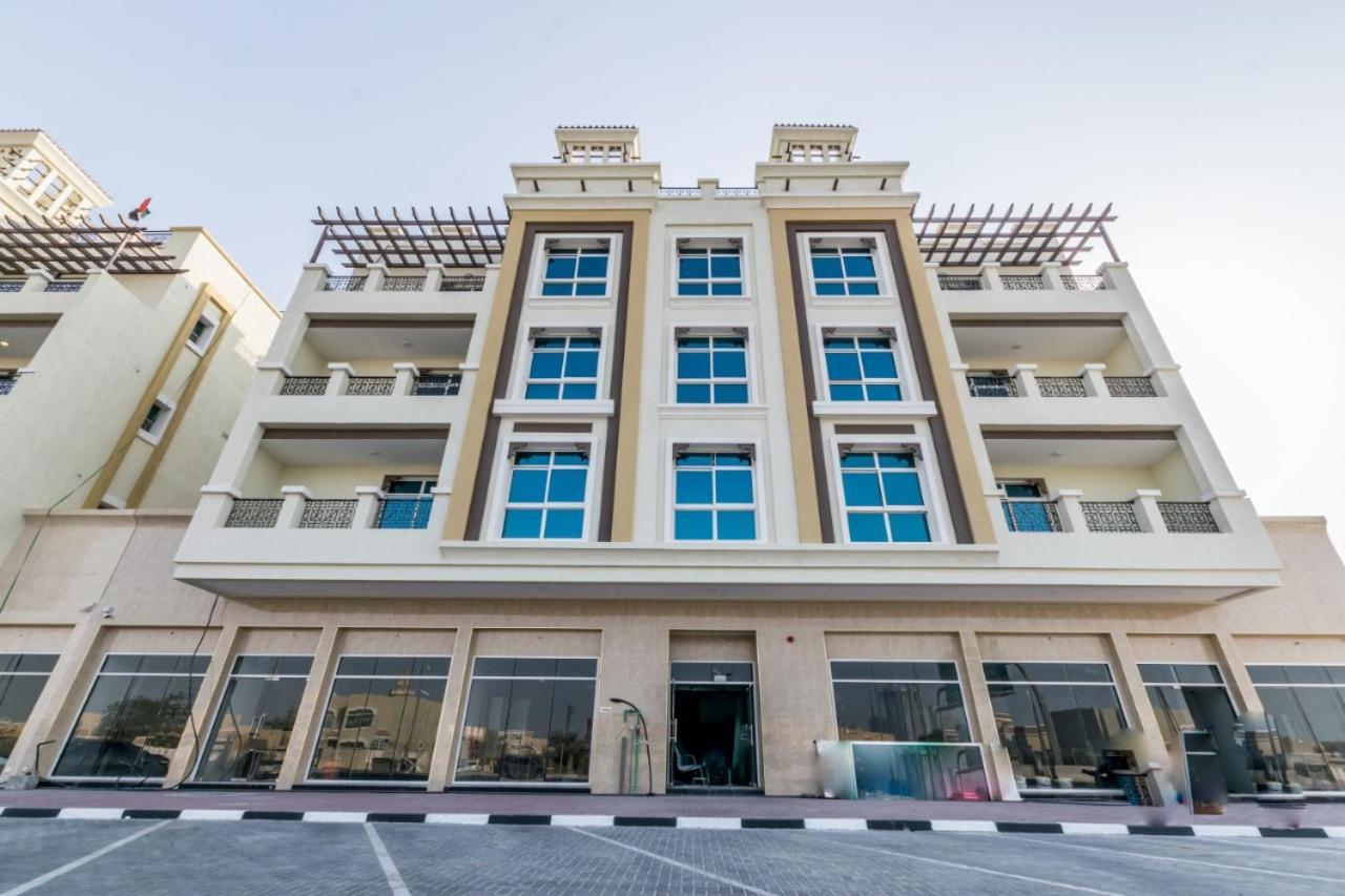 Cozy Rooms And Small Partitions For Men Guests In Dubaj Kültér fotó