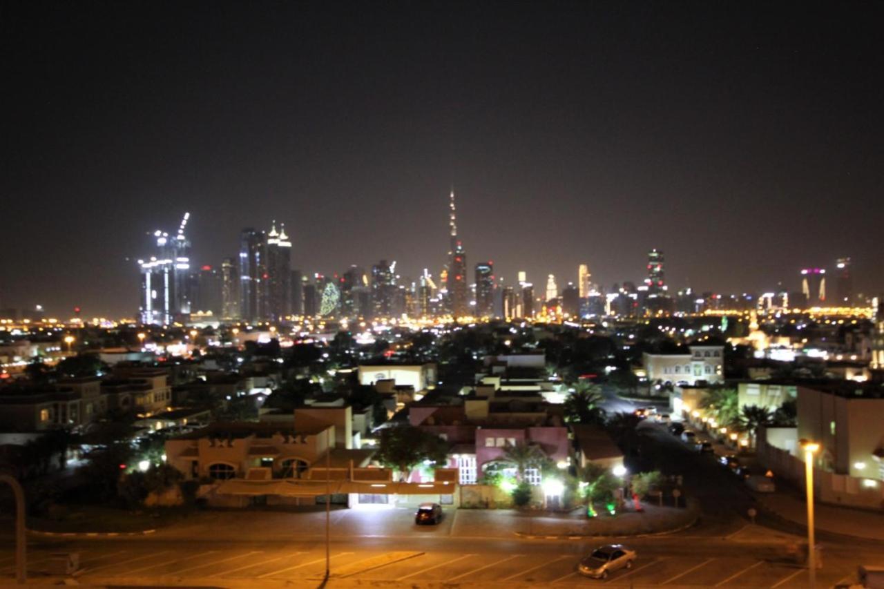 Cozy Rooms And Small Partitions For Men Guests In Dubaj Kültér fotó